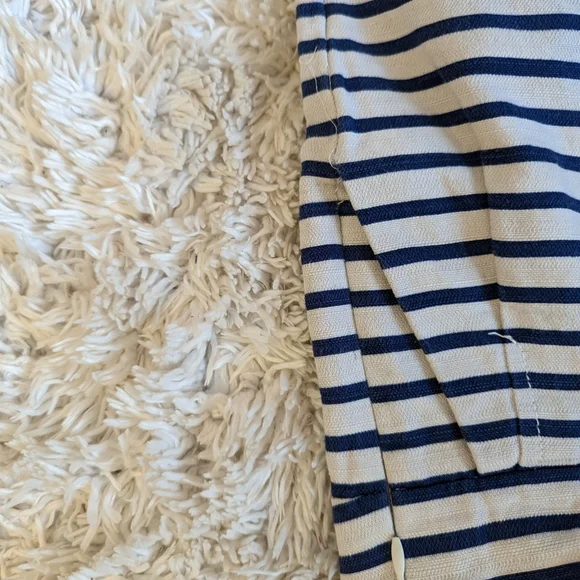 *3 for $25* J. Crew nautical side zip shorts - Picture 8 of 8